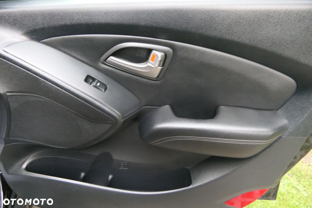 Hyundai ix35 2.0 2WD Automatik Style - 29
