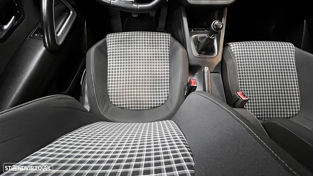 VW Scirocco 2.0 TDI Sport - 41