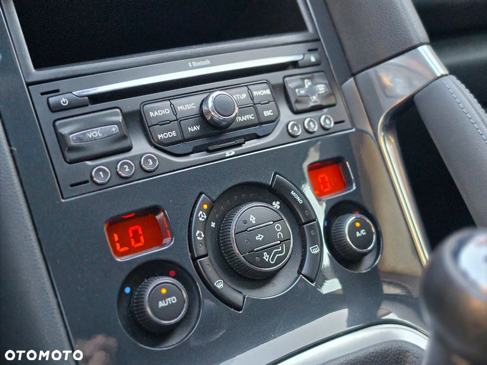 Peugeot 3008 - 23