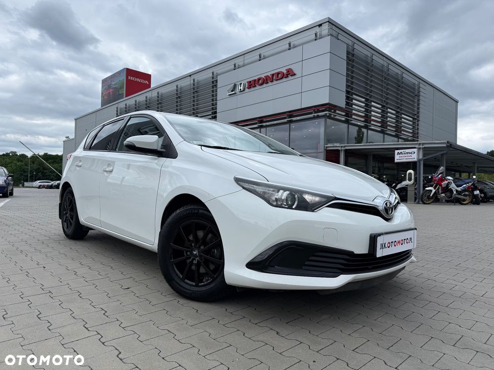 Toyota Auris 1.33 VVT-i Active