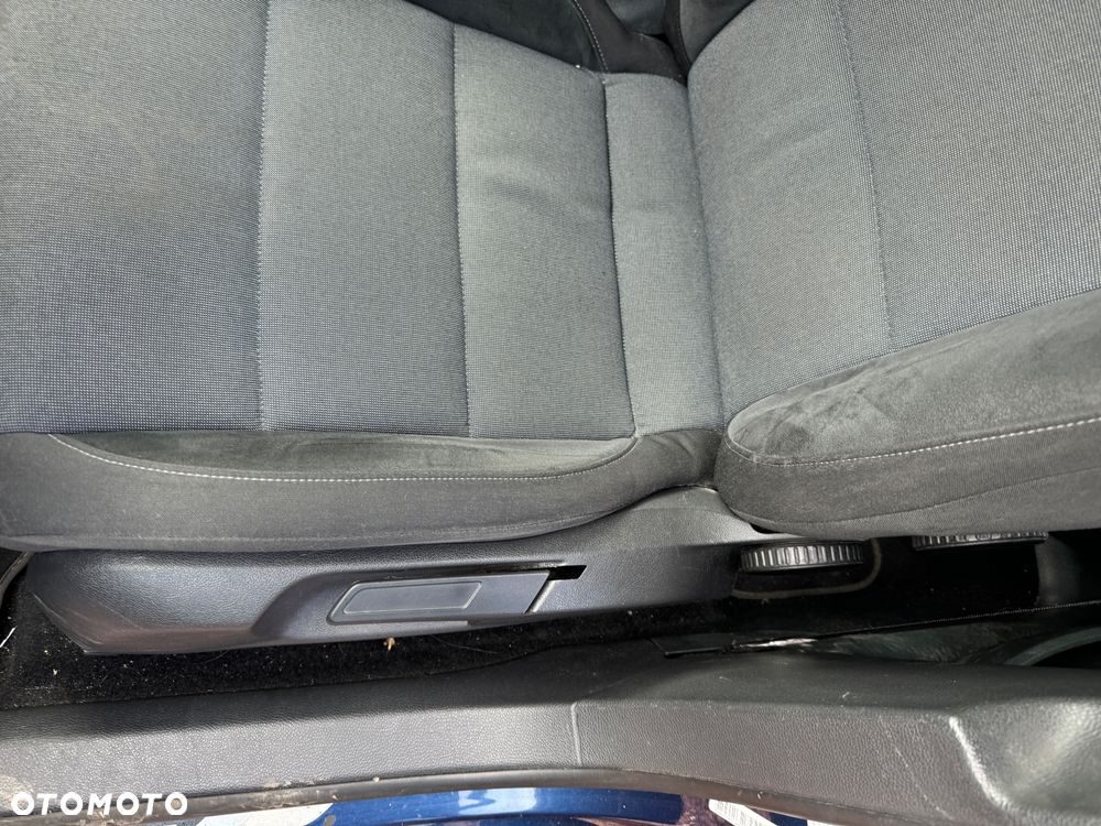 Volkswagen Golf 1.2 TSI BlueMotion Technology MATCH - 15