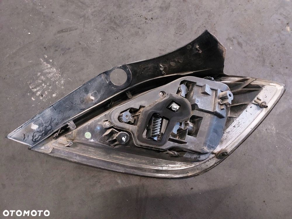 KLAPA BAGAŻNIKA + LAMPA LEWA PRAWA OPEL ASTRA H Z157 - 3