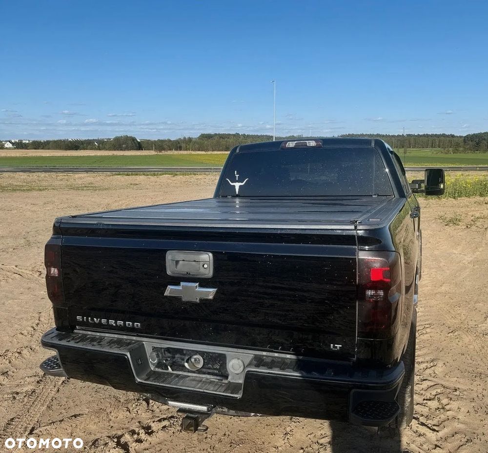 Chevrolet Silverado - 5