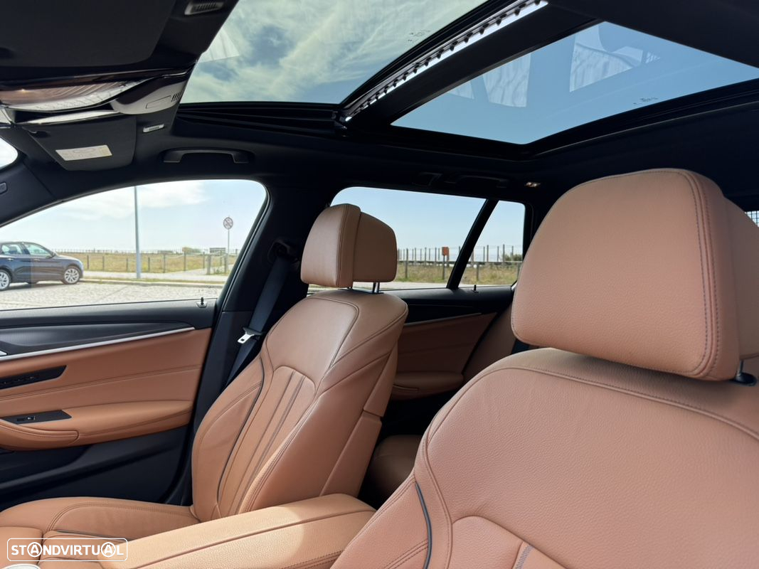 BMW 530 e Pack Desportivo M - 16