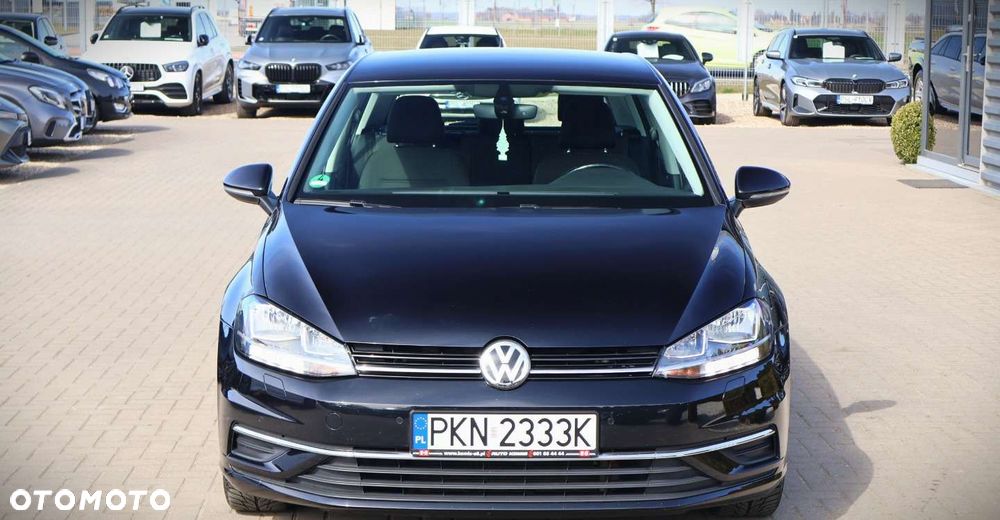 Volkswagen Golf - 11