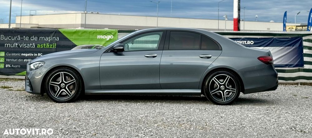 Mercedes-Benz E 220 d T 9G-TRONIC AMG Line - 3
