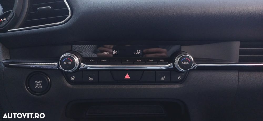 Mazda CX-30 e-SKYACTIV X186 AT MHEV Center-Line - 14