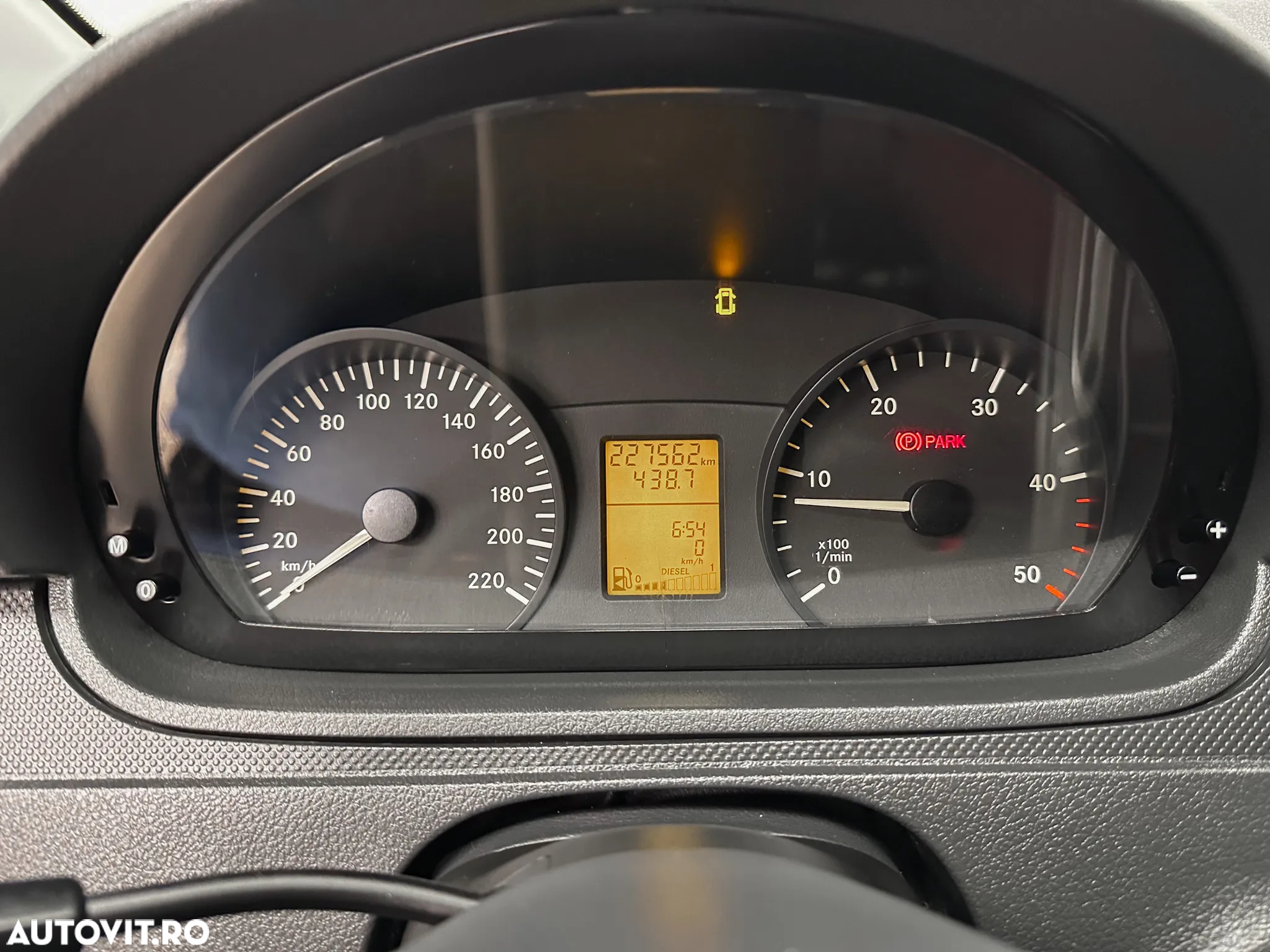 Mercedes-Benz VITO - 22