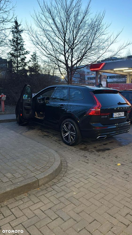 Volvo XC 60 D4 R-Design - 2
