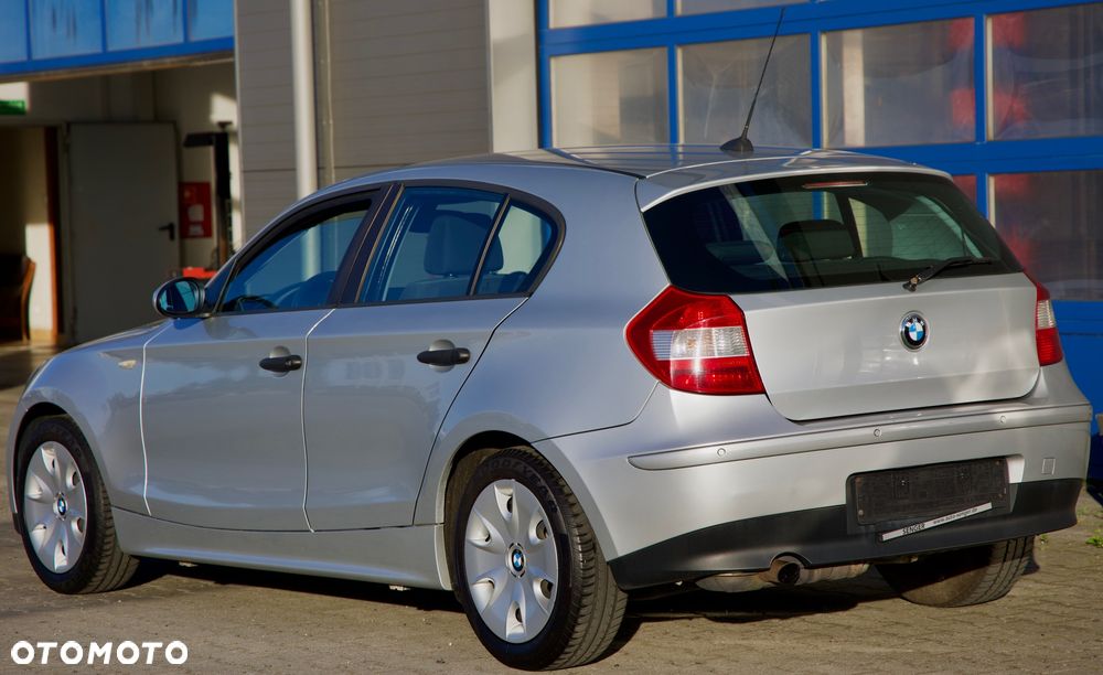BMW Seria 1 - 29