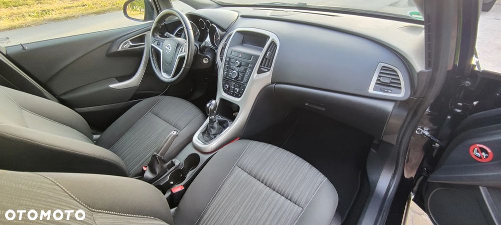 Opel Astra IV 1.6 Sport - 19