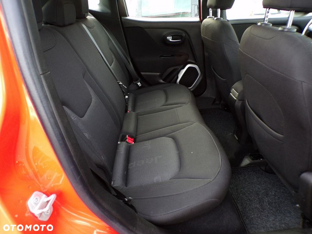 Jeep Renegade - 28