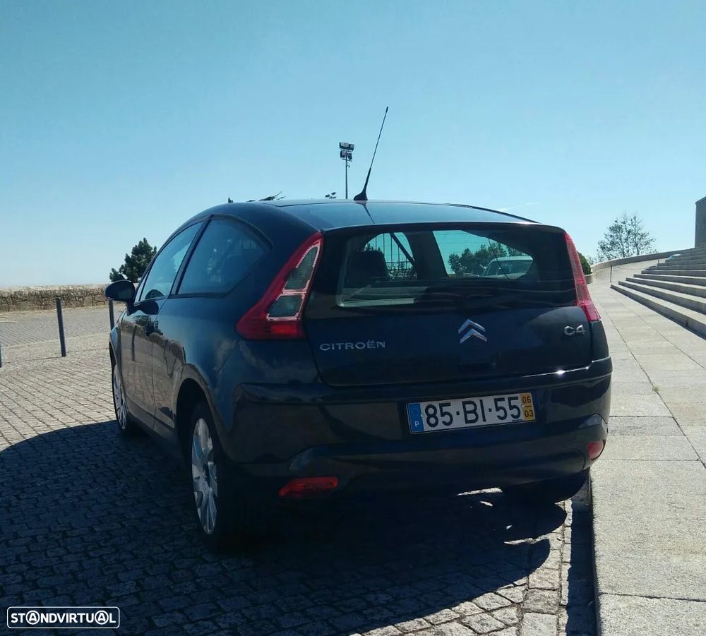 Citroën C4 1.6 HDi 110 VTR - 7