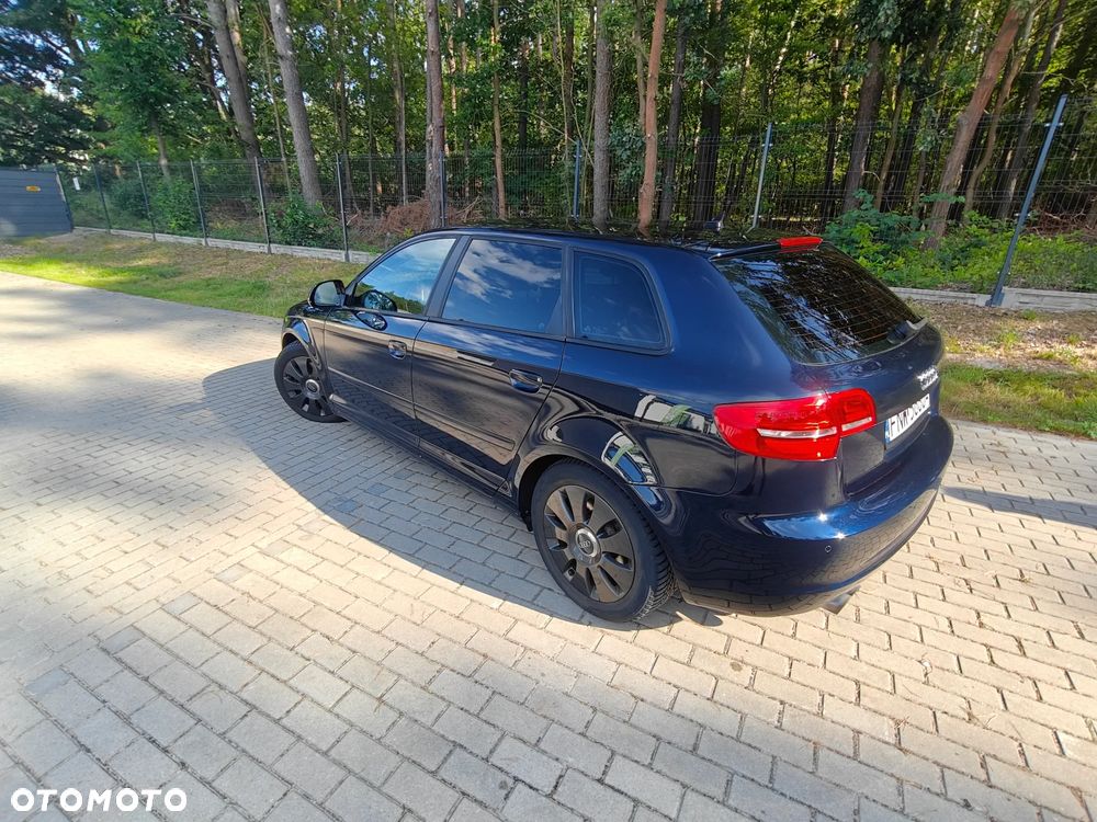 Audi A3 Sportback 2.0 TDI DPF quattro Ambition - 6