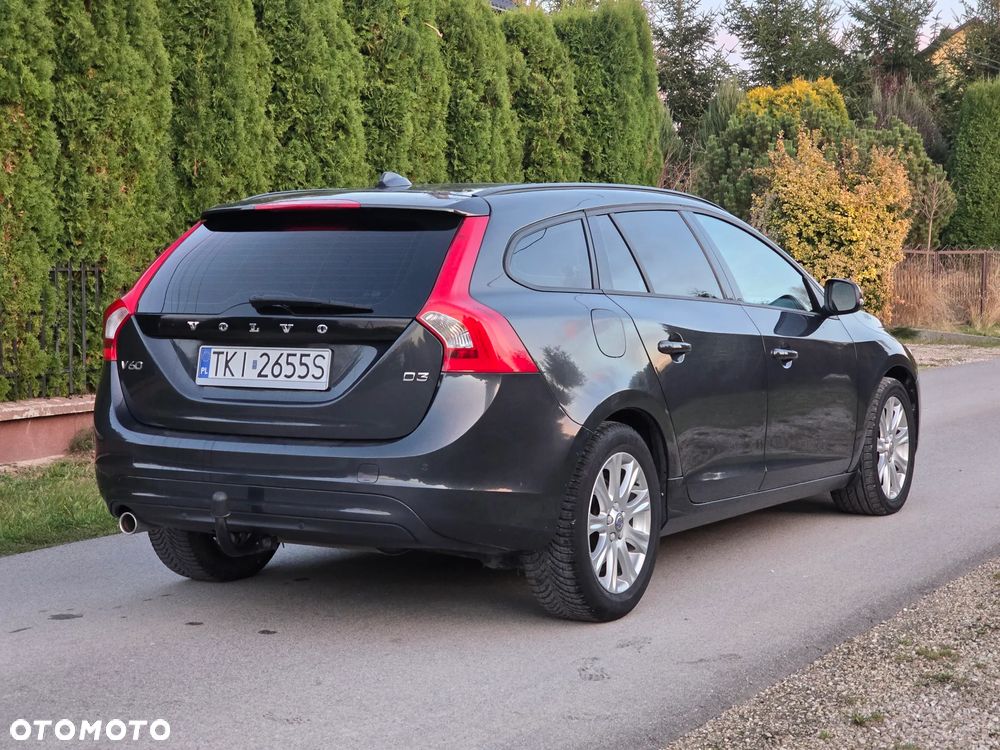 Volvo V60 D3 Drive-E Momentum - 7