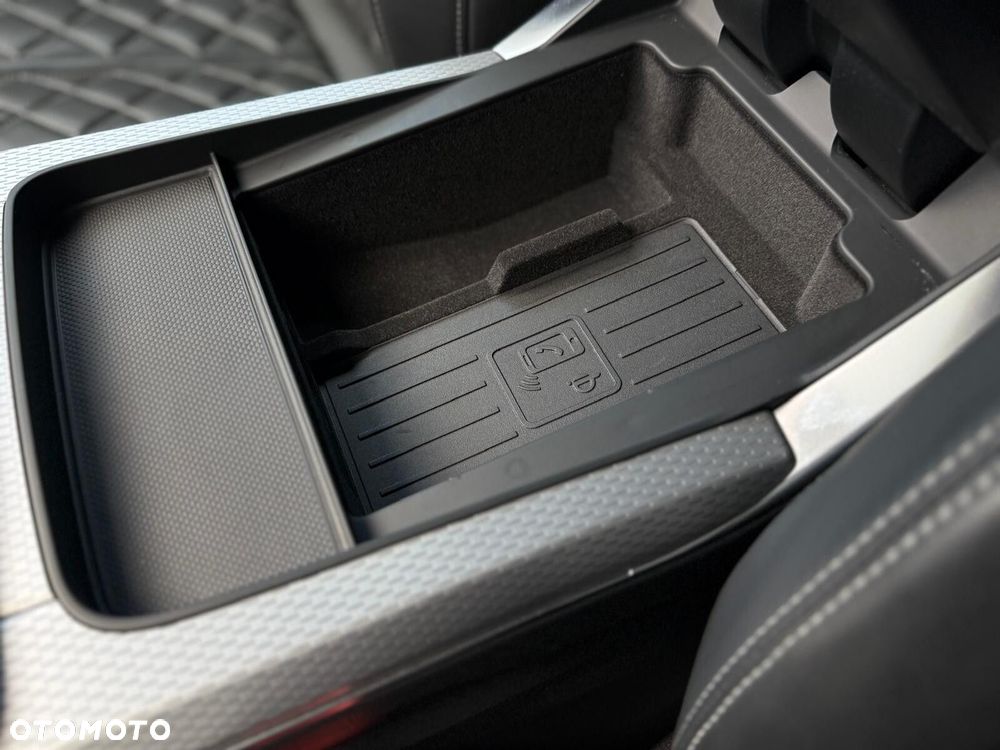 Audi SQ8 TFSI Quattro Tiptronic - 32