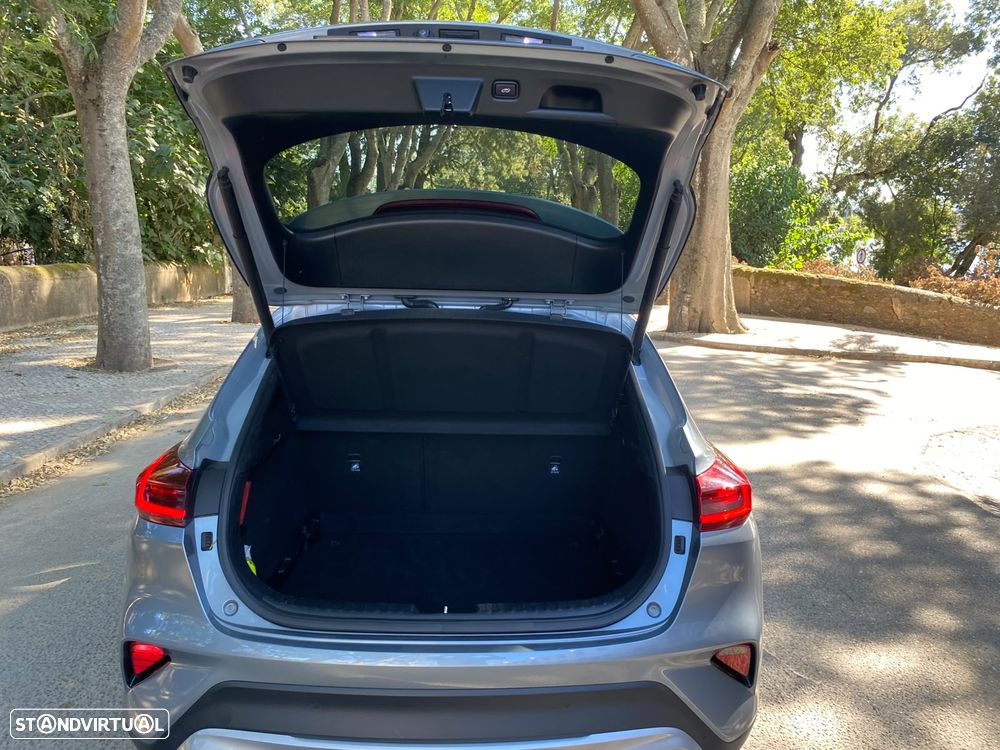 Kia XCeed 1.6 CRDi Tech+SRF - 18