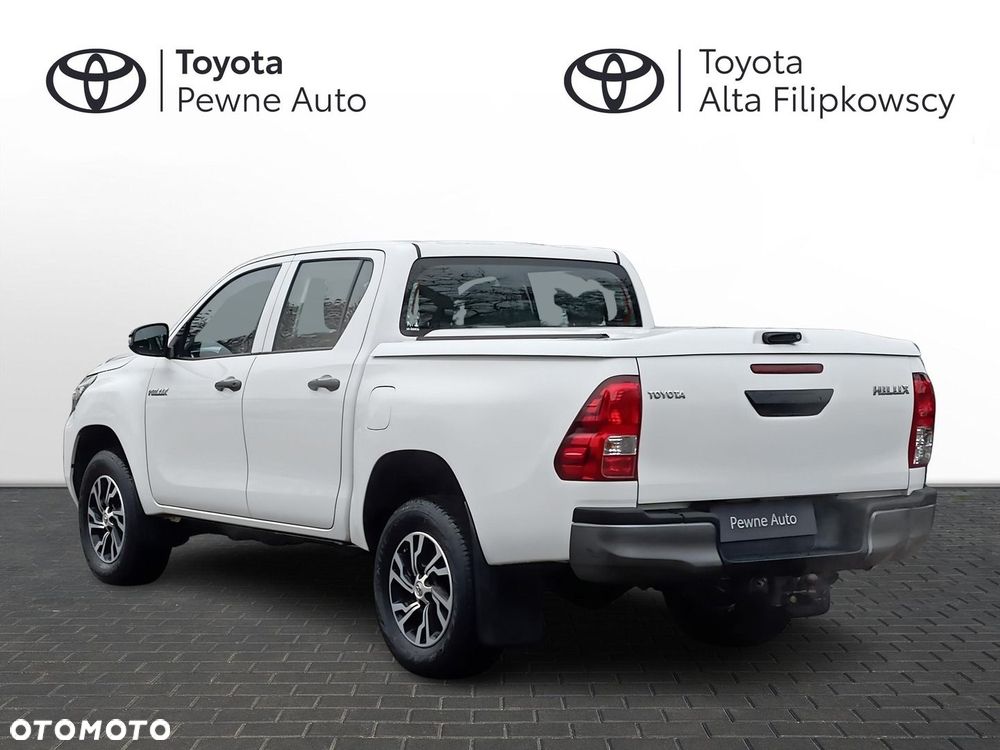 Toyota Hilux 2.4 D-4D Double Cab DLX 4x4 - 5