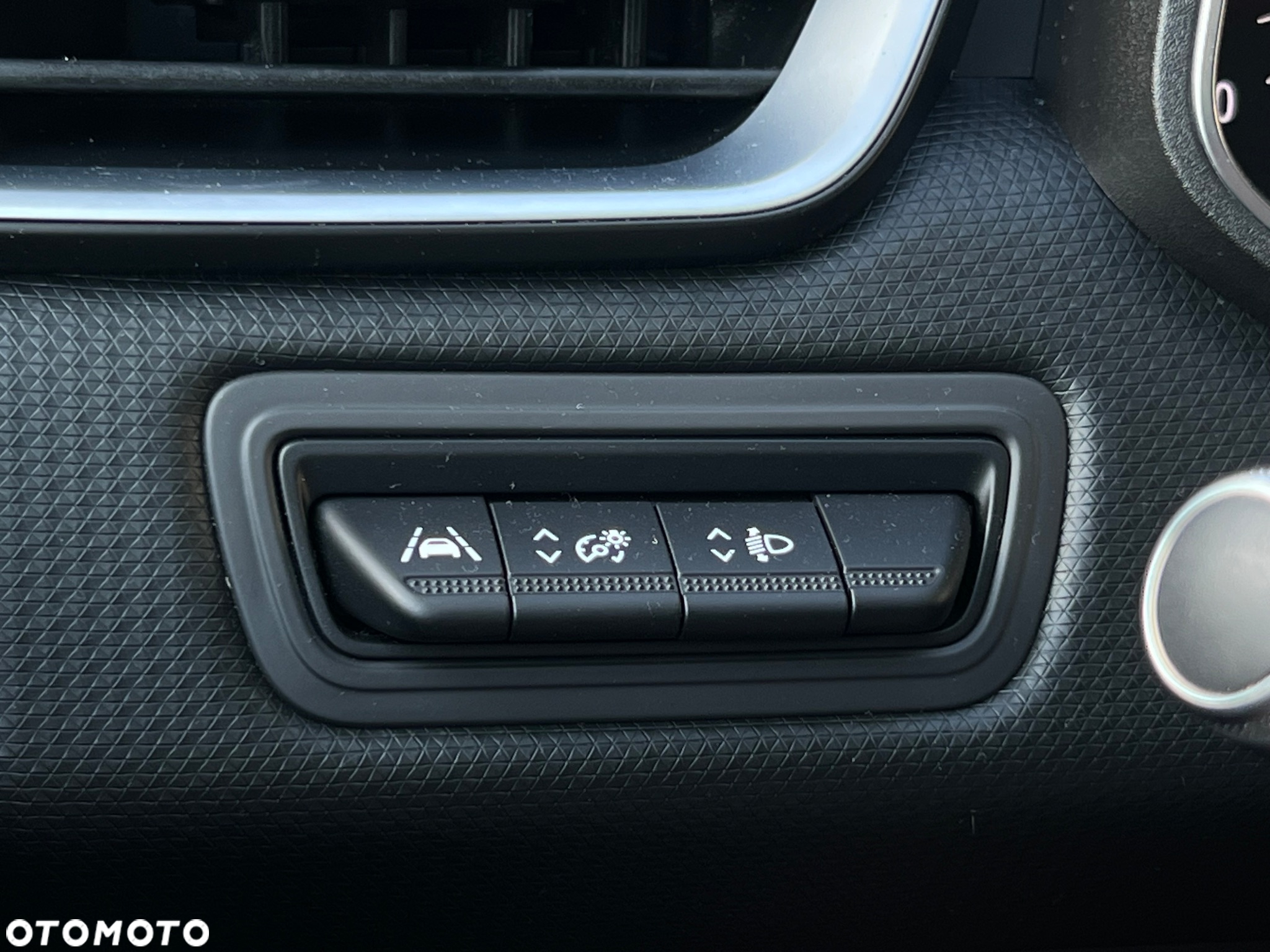 Renault Clio - 22