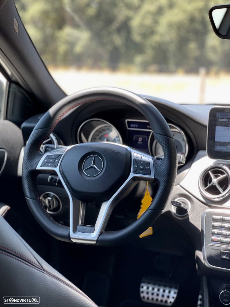 Mercedes-Benz GLA 220 CDI 7G-DCT AMG Line - 13