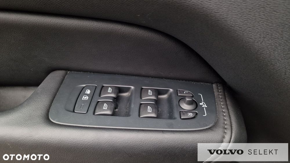 Volvo XC 60 - 35