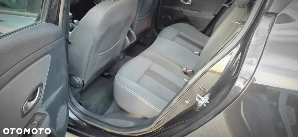 Renault Megane 1.6 16V 110 Dynamique - 30