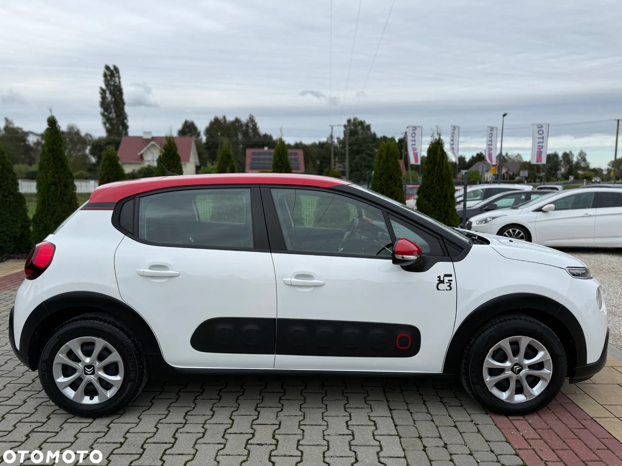 Citroën C3 Pure Tech 82 SHINE - 7