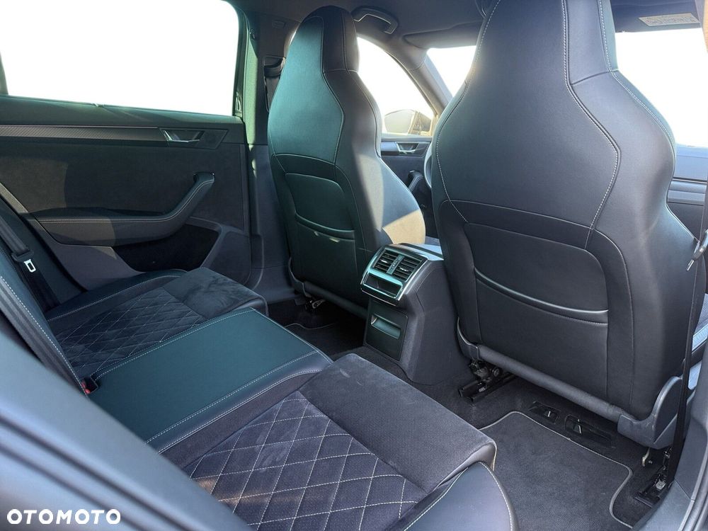 Skoda Superb 2.0 TSI Sportline DSG - 38