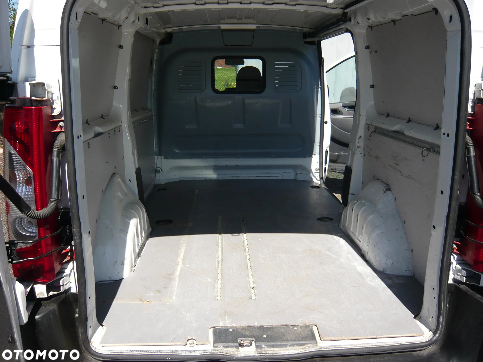 Peugeot Expert - 12