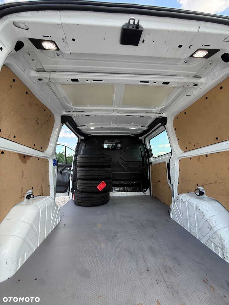 Ford Transit Custom - 16