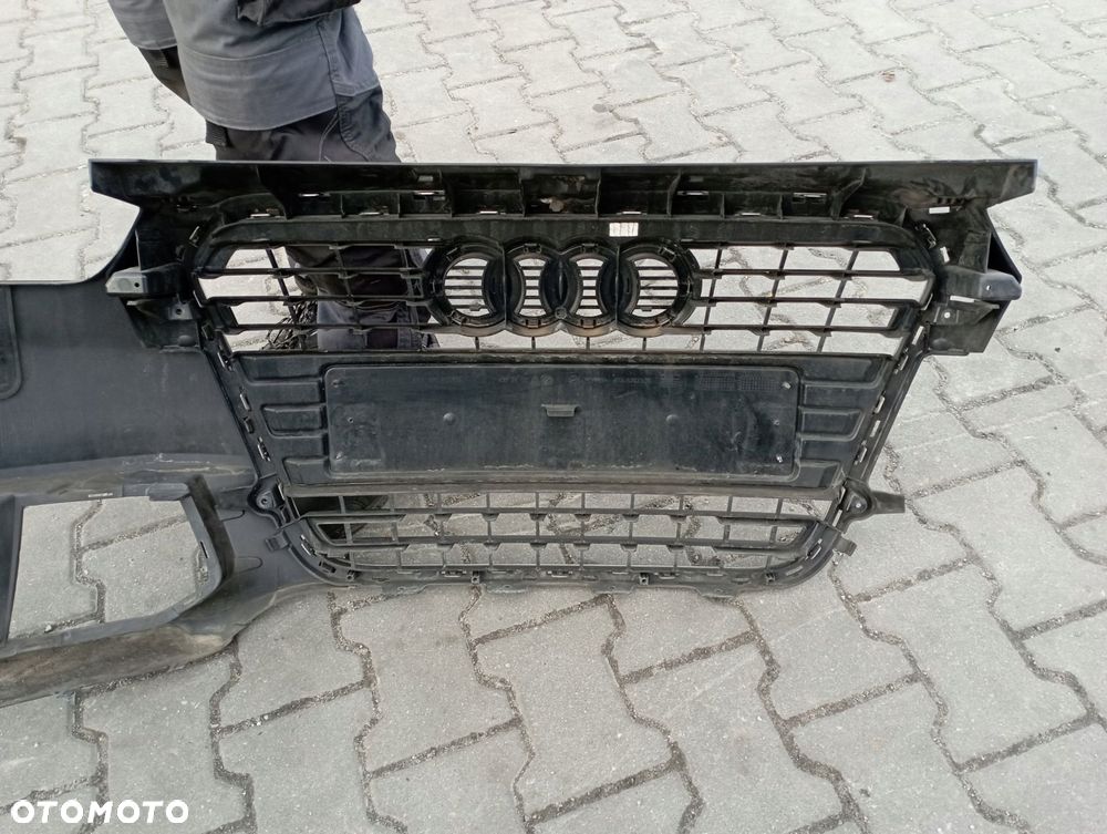 AUDI A1 8X ZDERZAK GRILL ATRAPA - 5