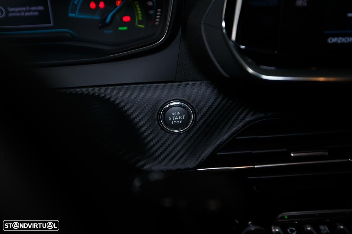 Peugeot e-208 Style - 16