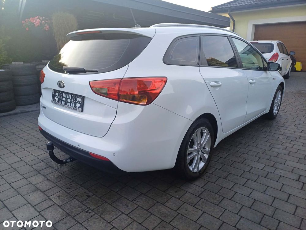 Kia Ceed - 3