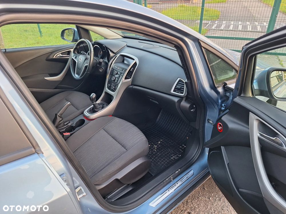 Opel Astra 1.4 Turbo - 9