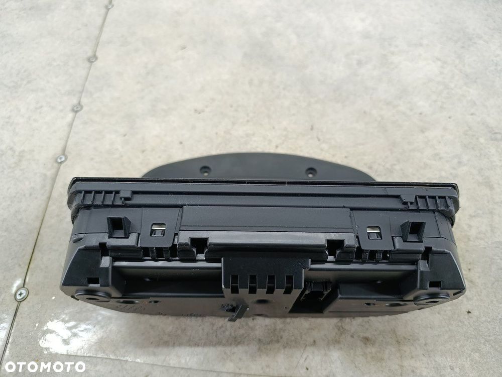 LICZNIK BMW 3 E90 A2C53113047 SIEMENS VDO 2.0 D 320d - 6