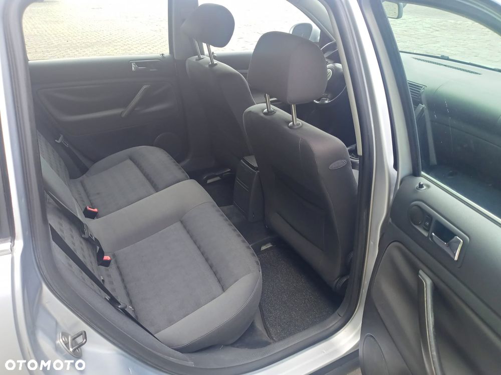 Volkswagen Passat 1.9 TDI - 11