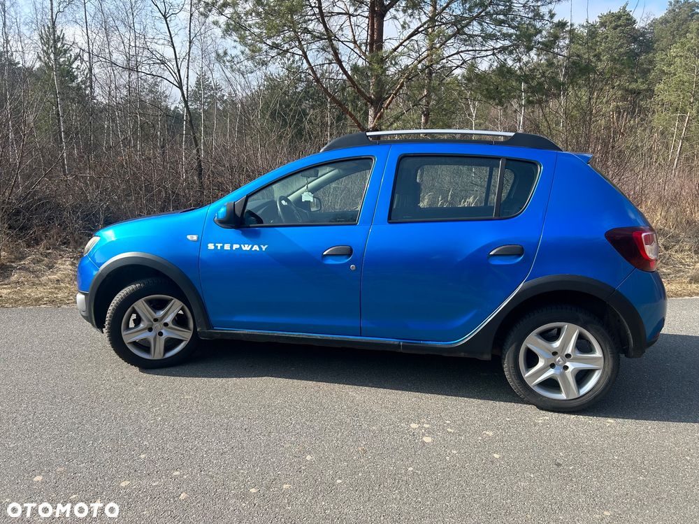 Dacia Sandero 1.5 dCi Celebration - 4