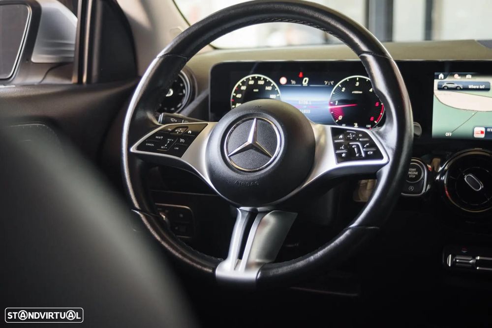 Mercedes-Benz GLA 180 d Style - 40