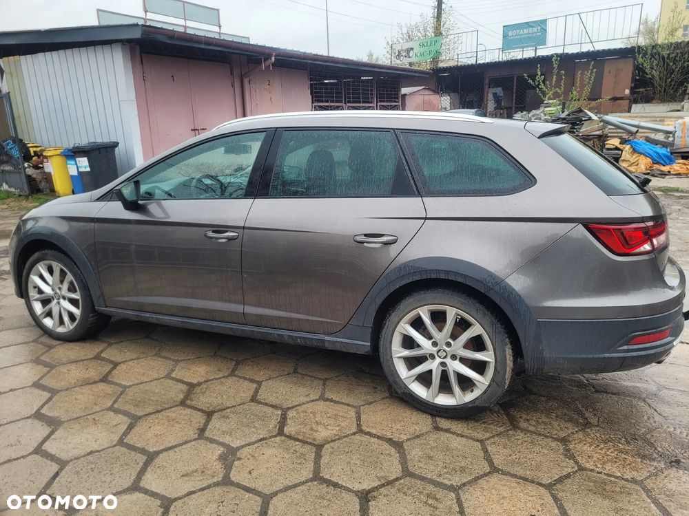 Seat Leon 2.0 TDI DPF Start&Stop DSG XCELLENCE - 22