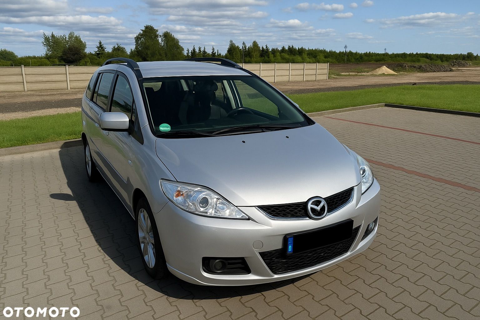 Mazda 5 - 1