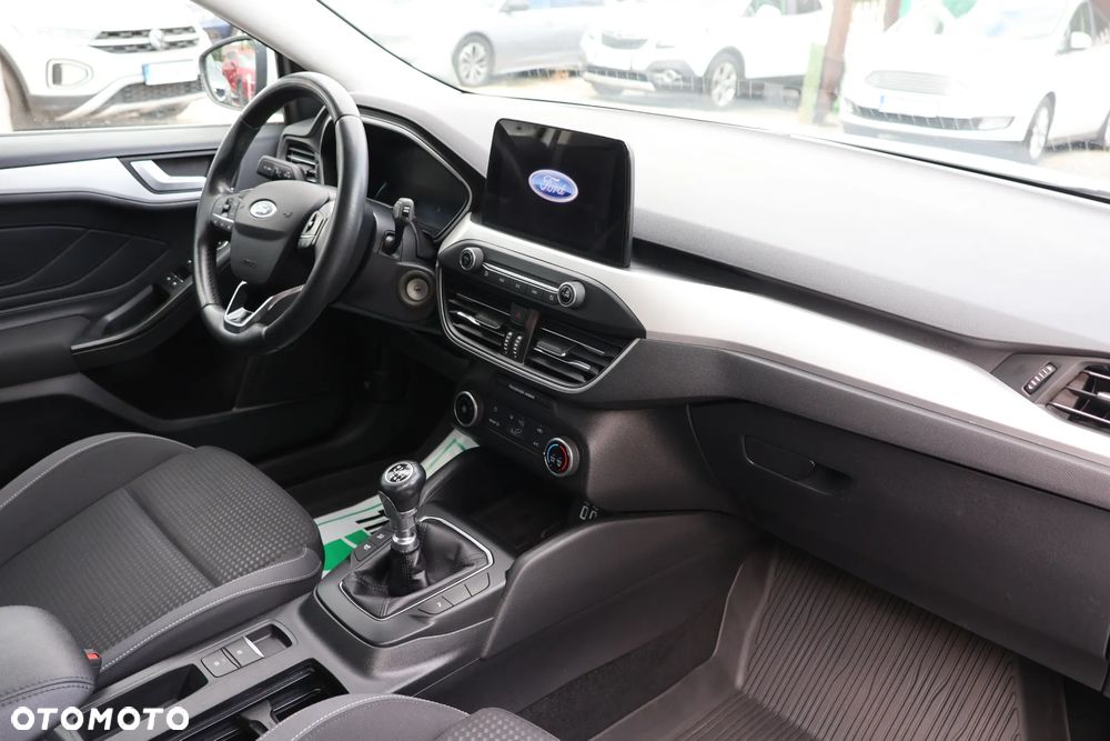 Ford Focus - 17
