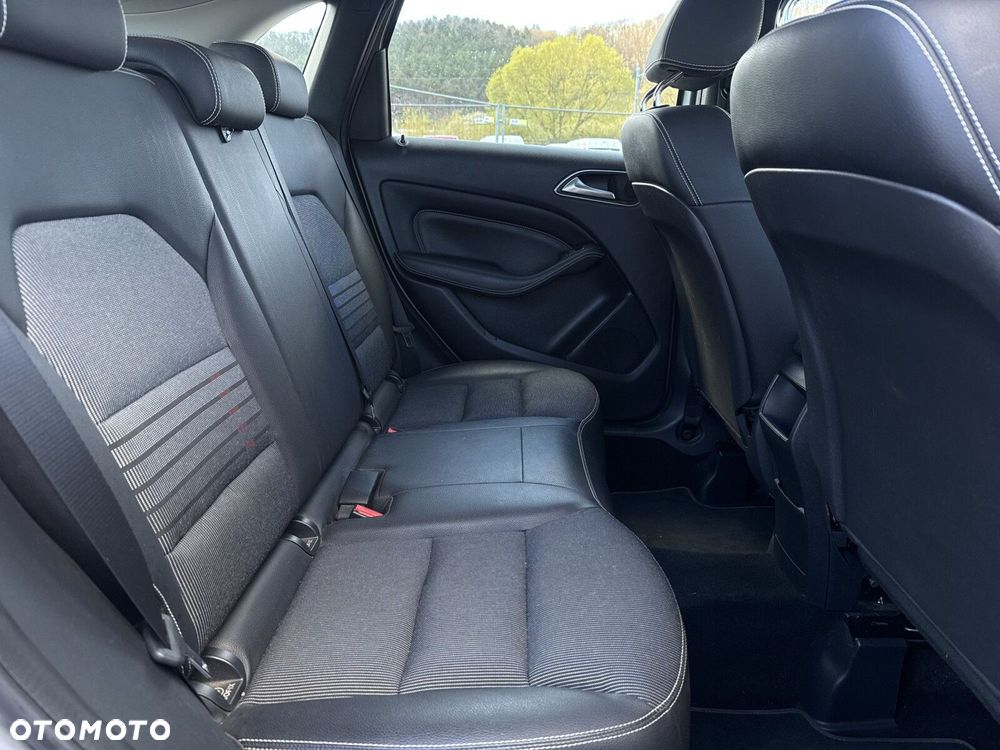 Mercedes-Benz Klasa B - 25