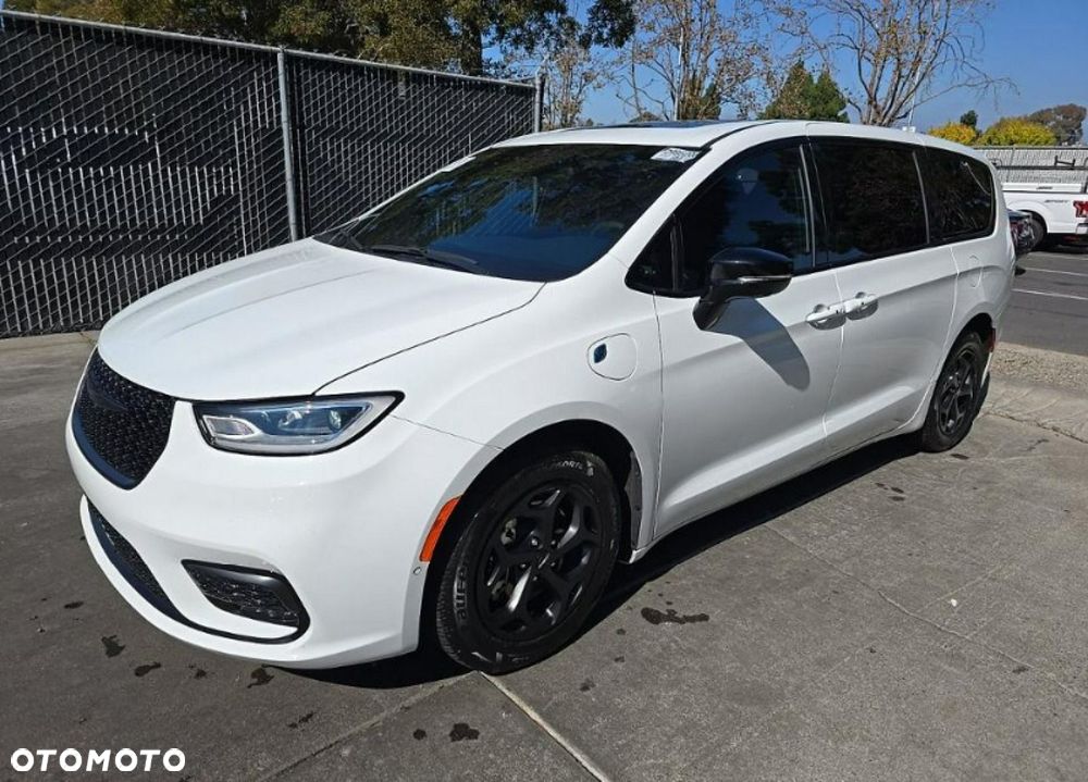 Chrysler Pacifica
