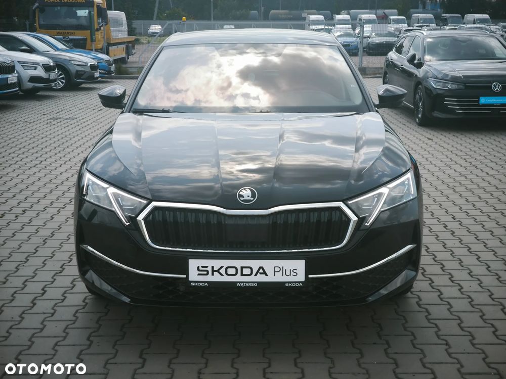 Skoda Octavia 2.0 TDI Selection DSG - 2