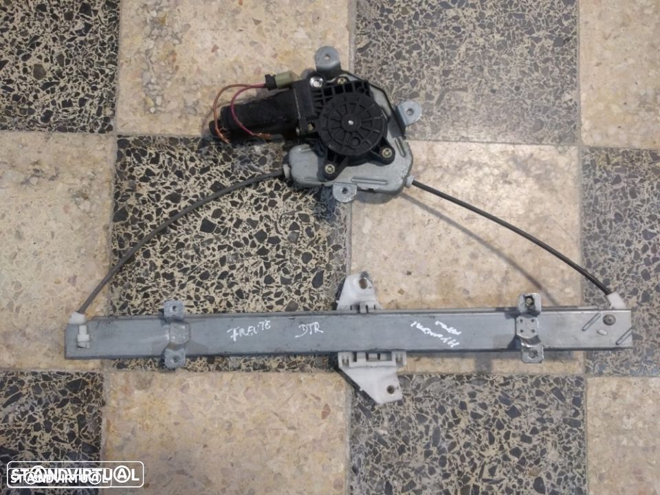 elevador vidro elétrico frente direito Hyundai atos - 1