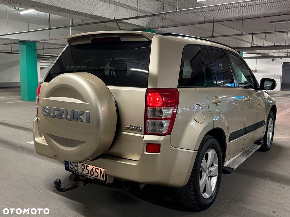 Suzuki Grand Vitara 2010 photo 5