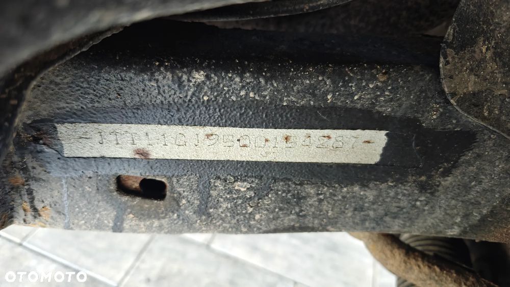 Toyota Land Cruiser - 13