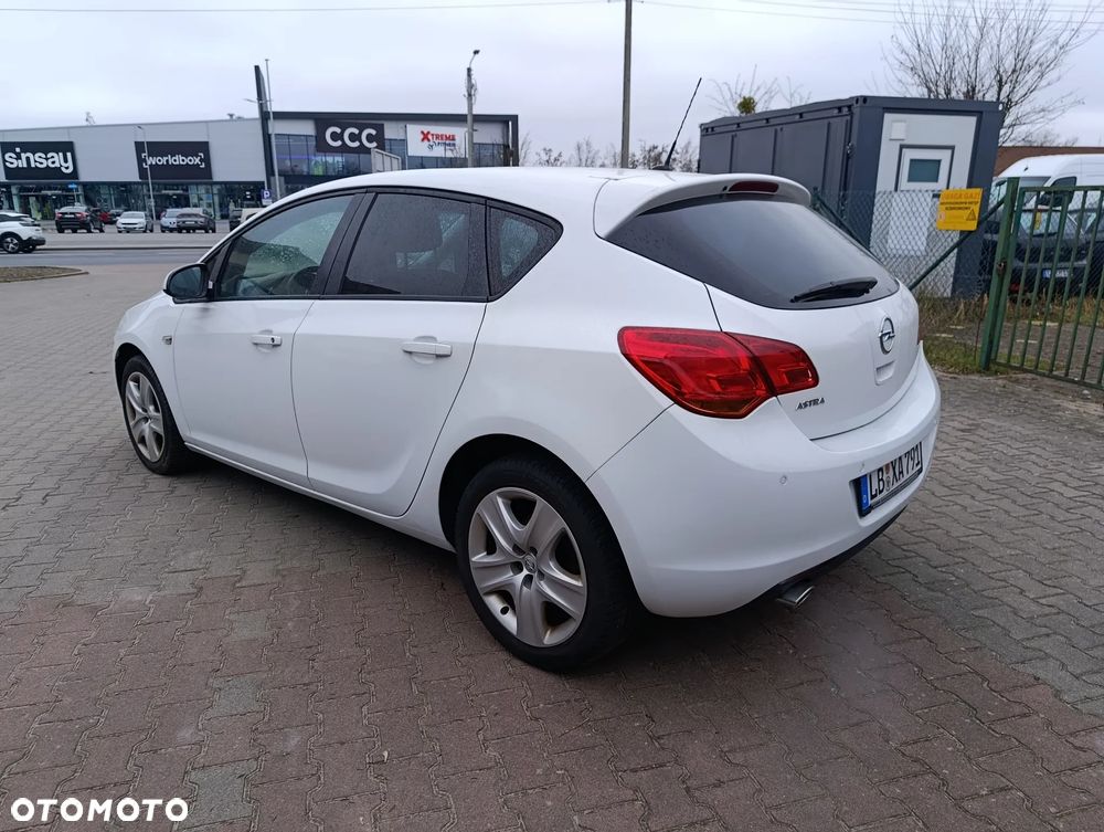 Opel Astra 1.4 Turbo Exklusiv - 21