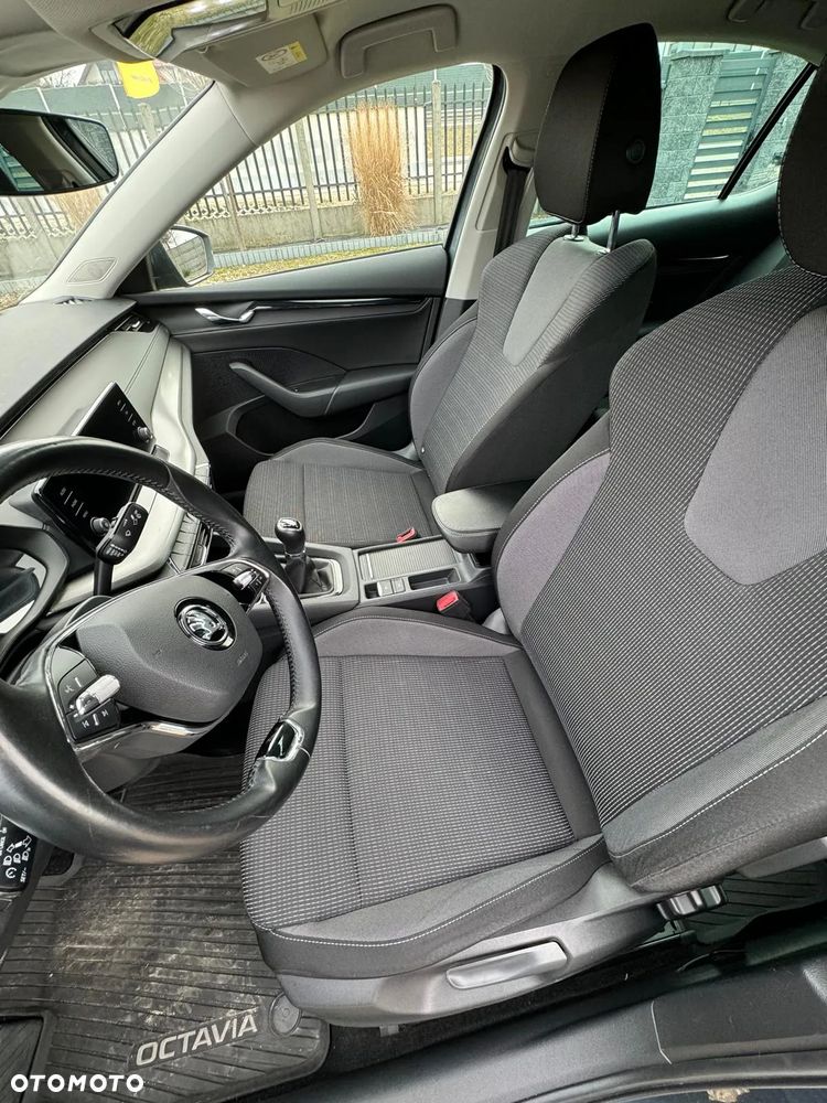 Skoda Octavia 2.0 TDI Ambition - 12