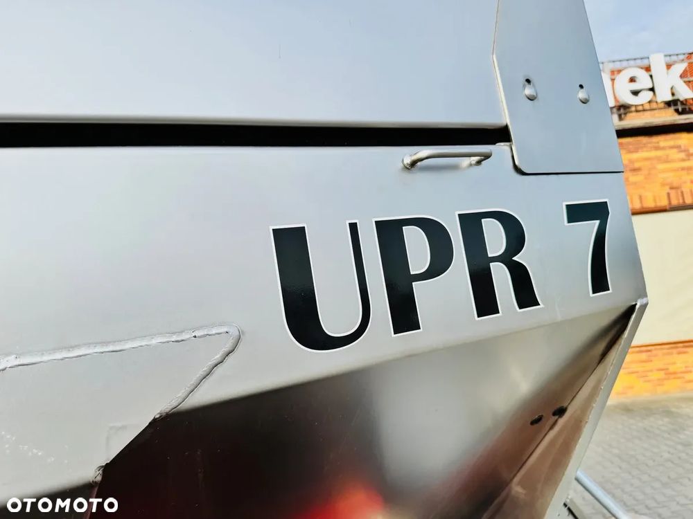 POMOT Chojna Pomot Chojna rozsiewacz przyczepiany UPR-7 - 16